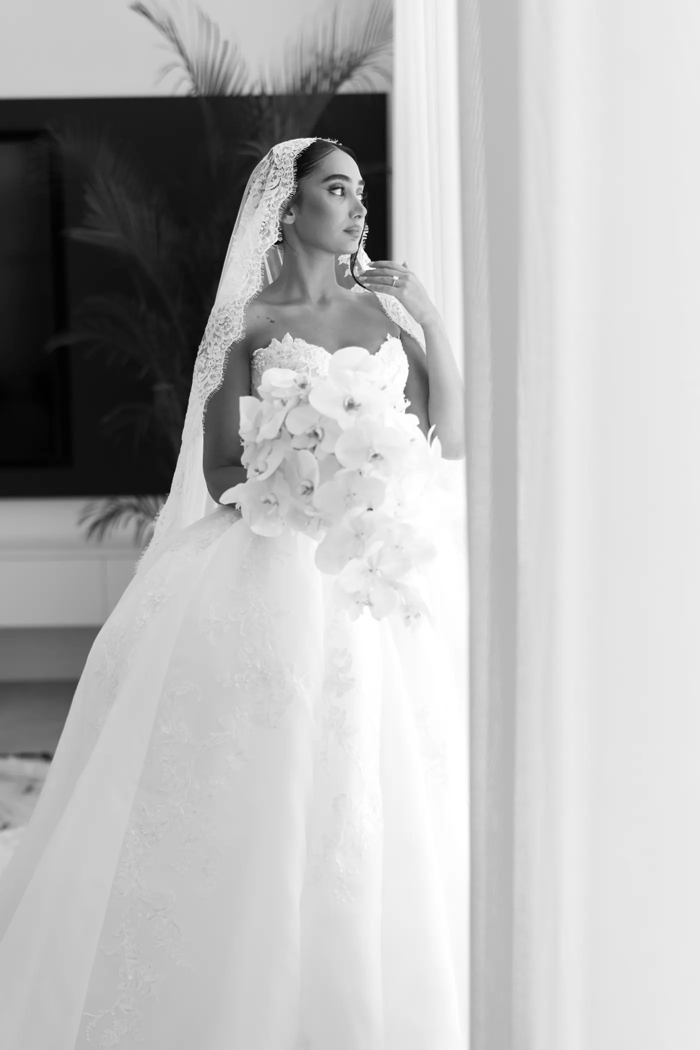 Bridal bouquet detail in black and white